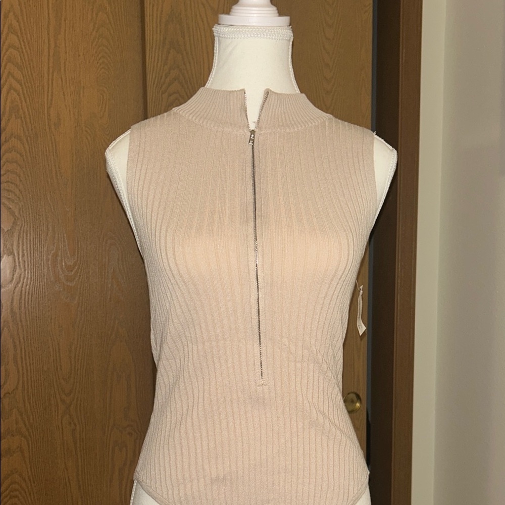 Tan Ribbed Zip-Up Bodysuit - Picture 3 of 7